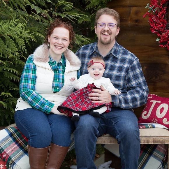 Meet your Posher, Danielle - Picture 1 of 1